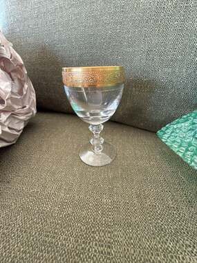 Tiffin-Franciscan Westchester Gold Encrusted Crystal Wine Goblet